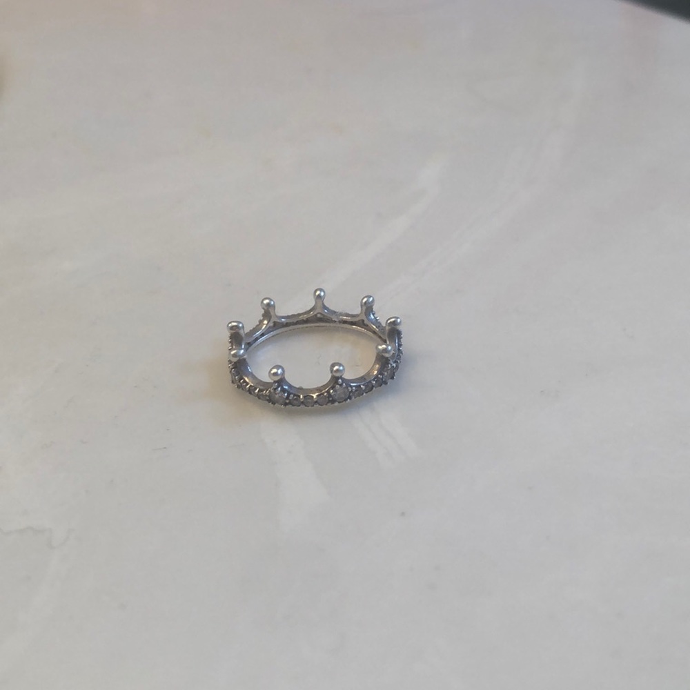 Pandora crown ring
